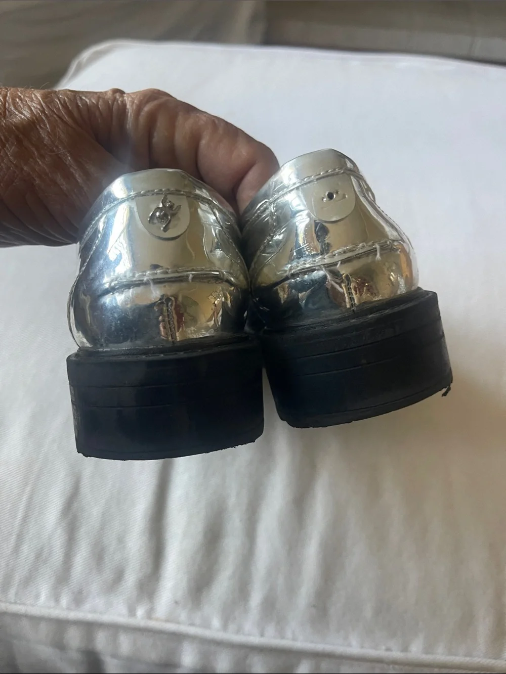 SAM EDELMAN NEW YORK Girls Size 11 Metallic Silver Loafer  w/ Gold Chain Detail